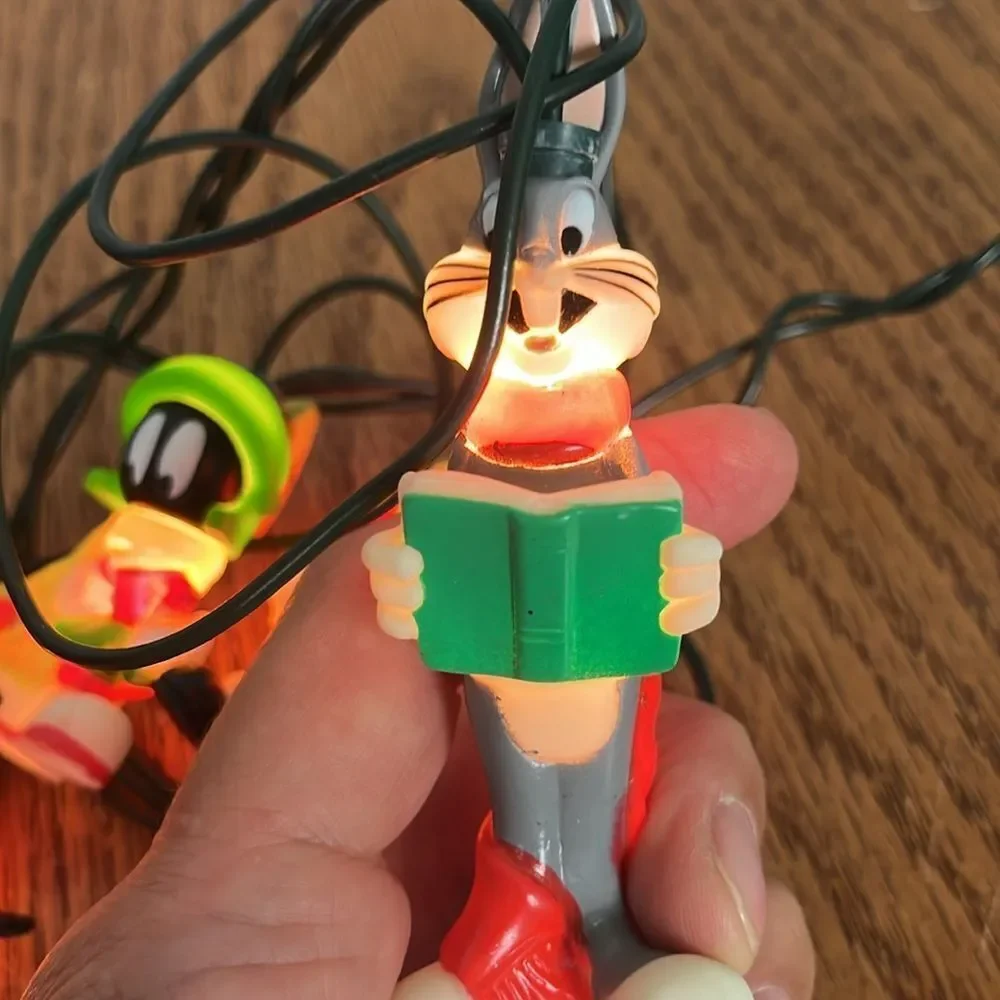 Warner Brothers 10 lights Christmas String Bugs Daffy Marvin & Lola 3d shapes